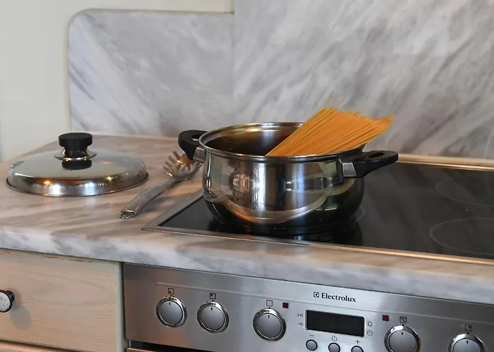 Holiday home Laurel House